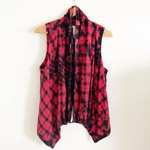 Anthropologie Eleveness red and black Buffalo check tie dye flannel Flowy vest